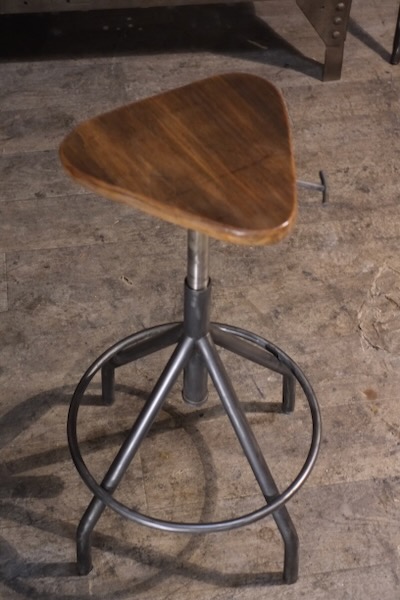 tabouret style industriel de bar Bao Hauit
